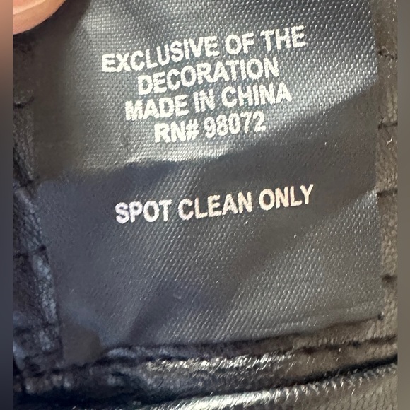 Steve Madden reversible bucket hat - Picture 4 of 7